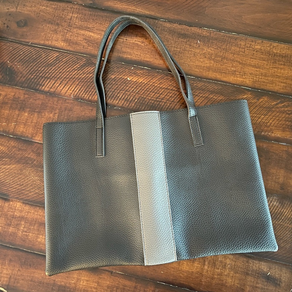 Vince Camuto Tote